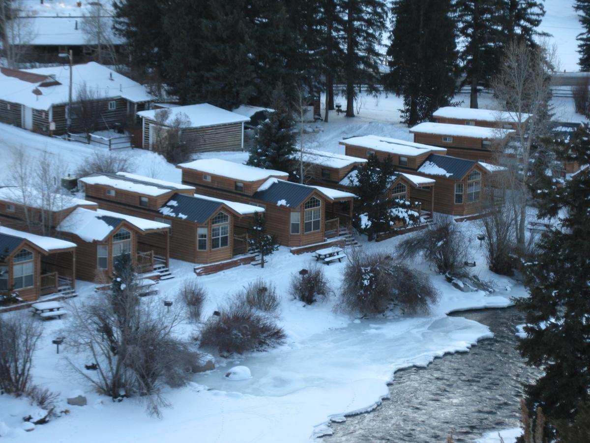 Three Rivers Resort Almont Exteriér fotografie
